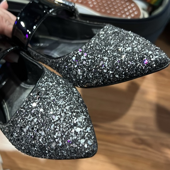 Marc Fisher shoes - Picture 2 of 3